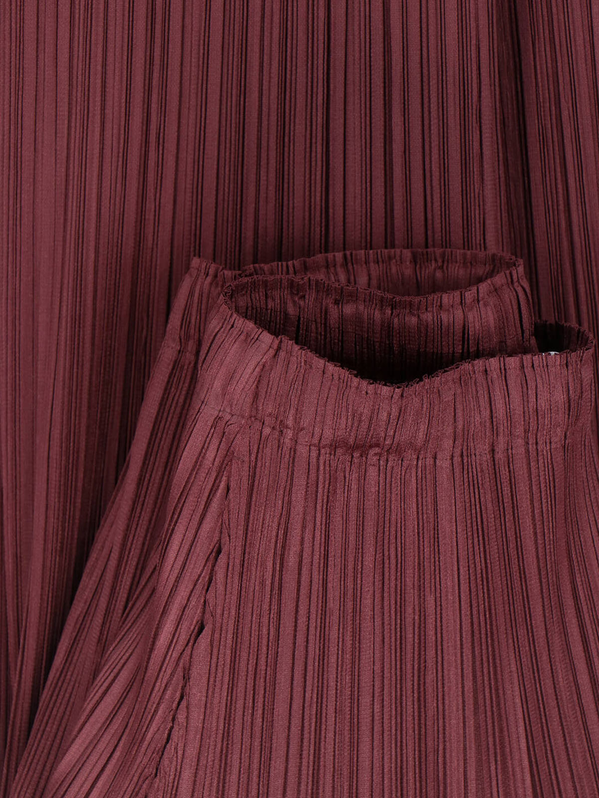 Red Pleated Trousers