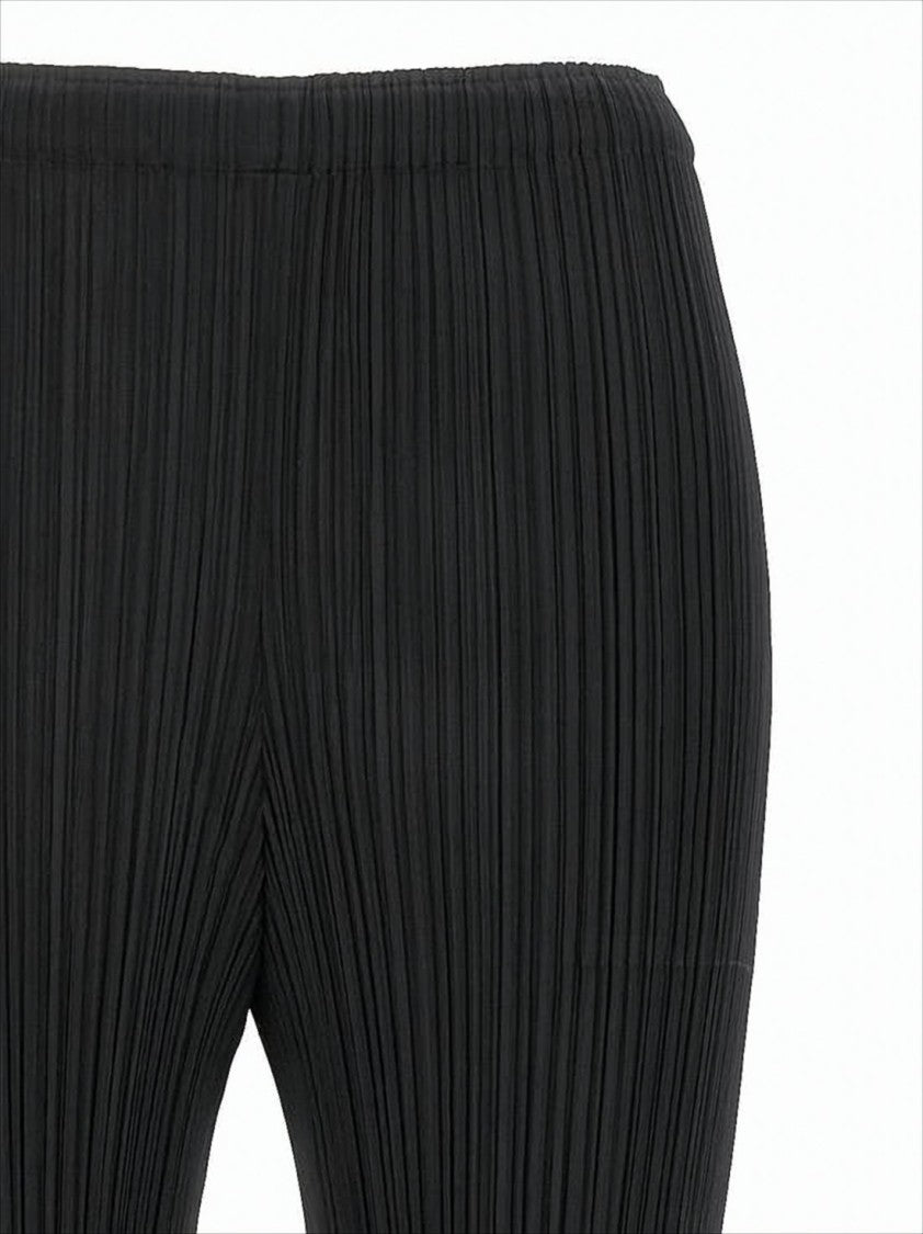 Slim Straight-Leg Pleated Jogger Pants