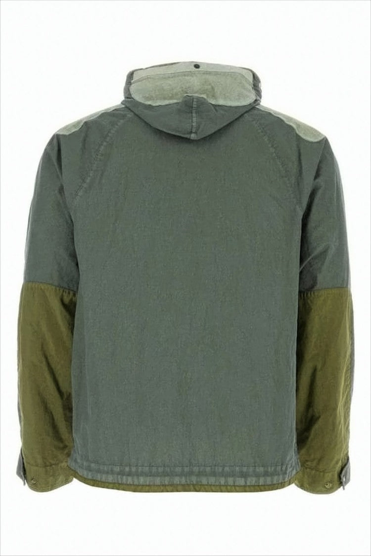 Boxy Fit Color-Block Jacket With High Collar