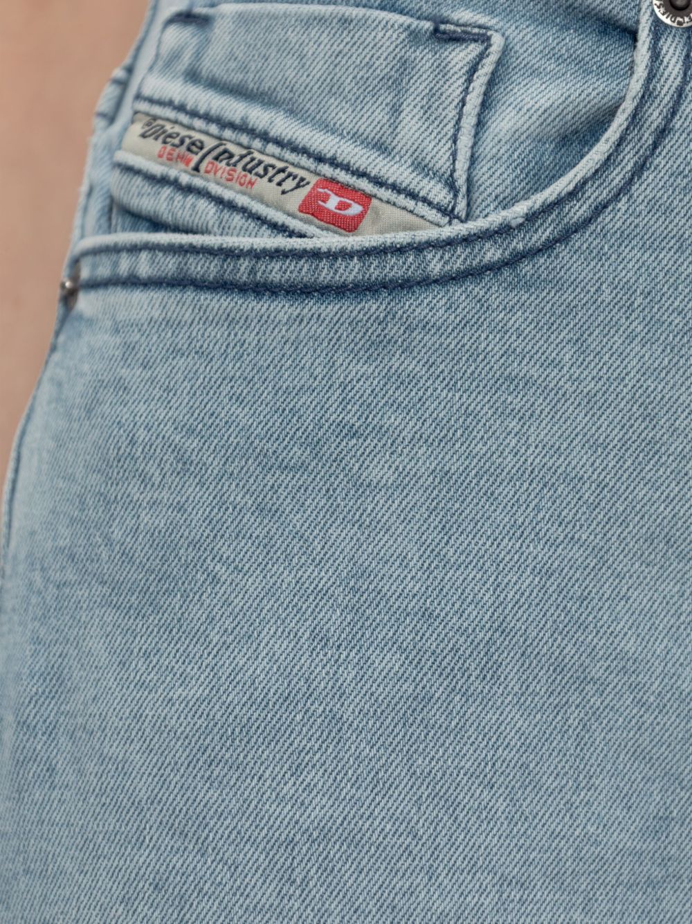 Wide-Leg Denim Jeans With Logo Patch