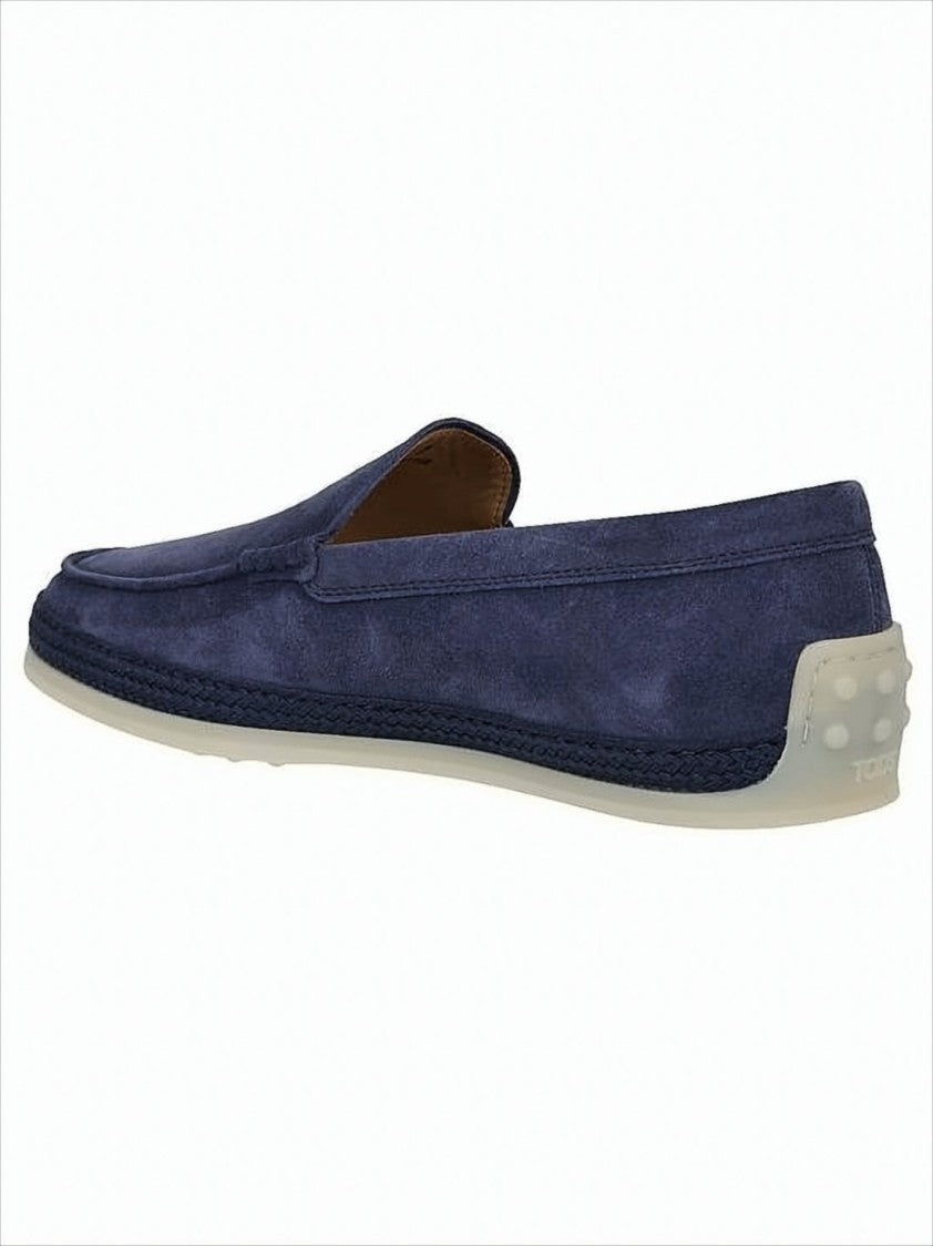 Suede Loafers with Textured Rubber Sole and Streamlined Silhouette
