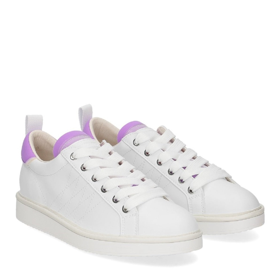 Białe sneakersy z ekoskóry