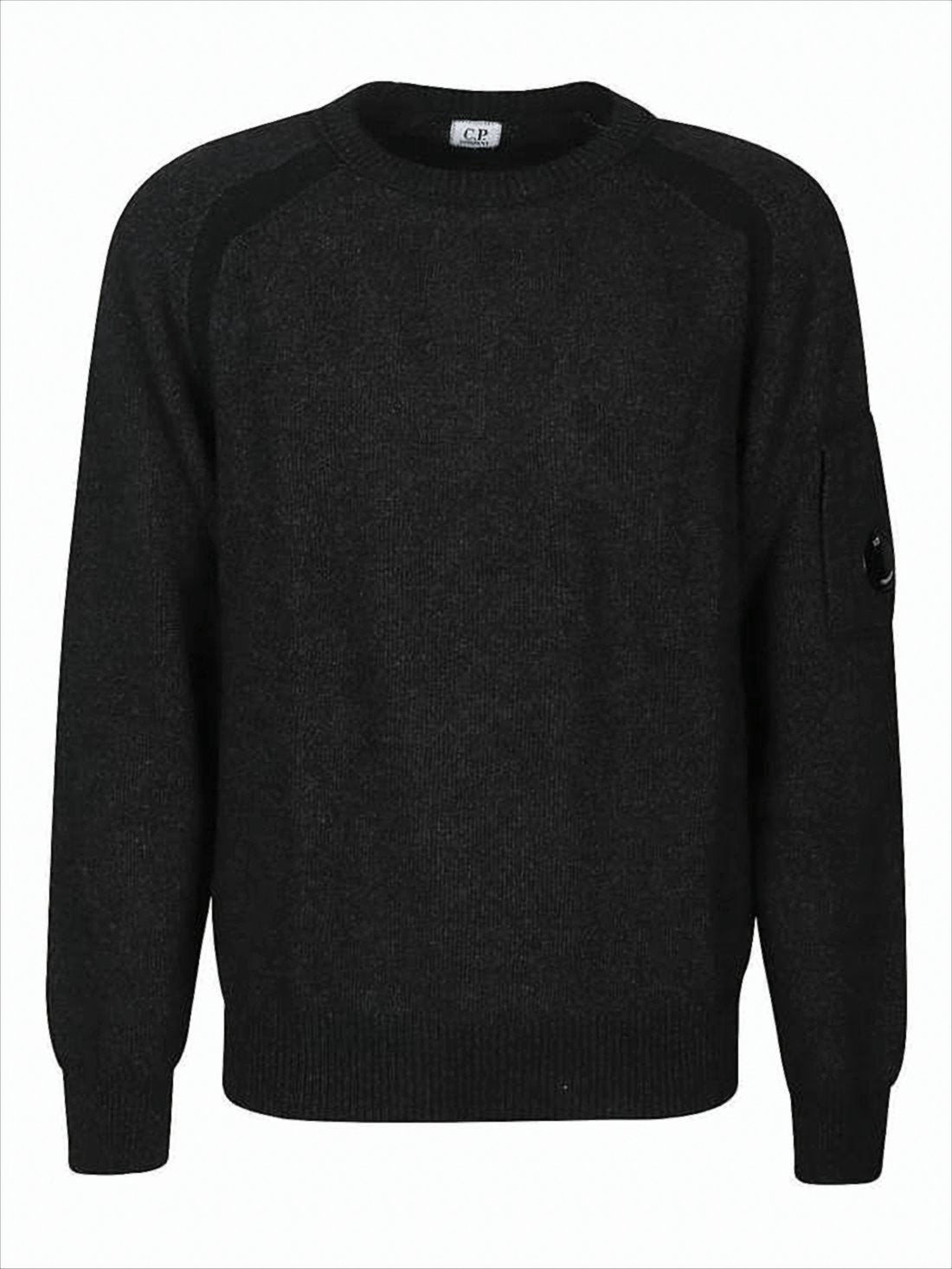 Relaxed Fit Black Sweater with Crew Neckline