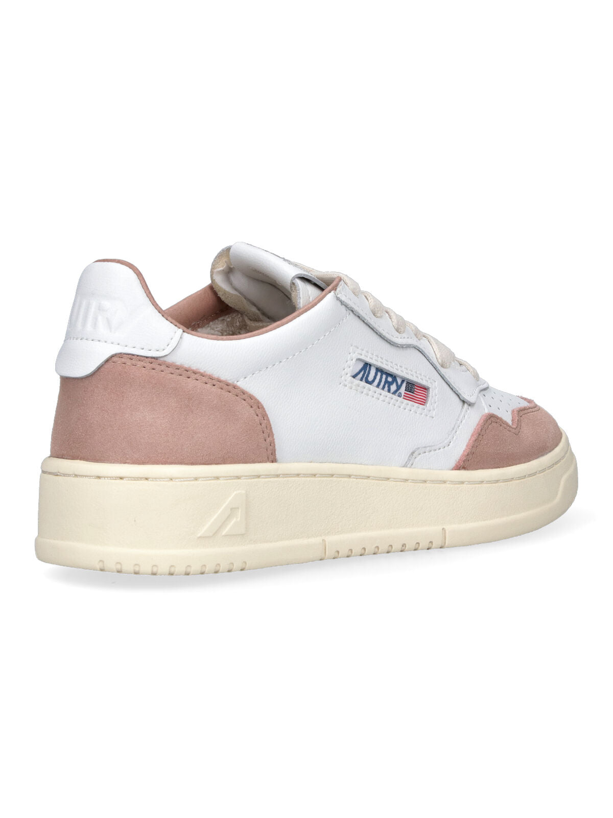 Low-Top Classic Sneakers With Minimalist Detailing