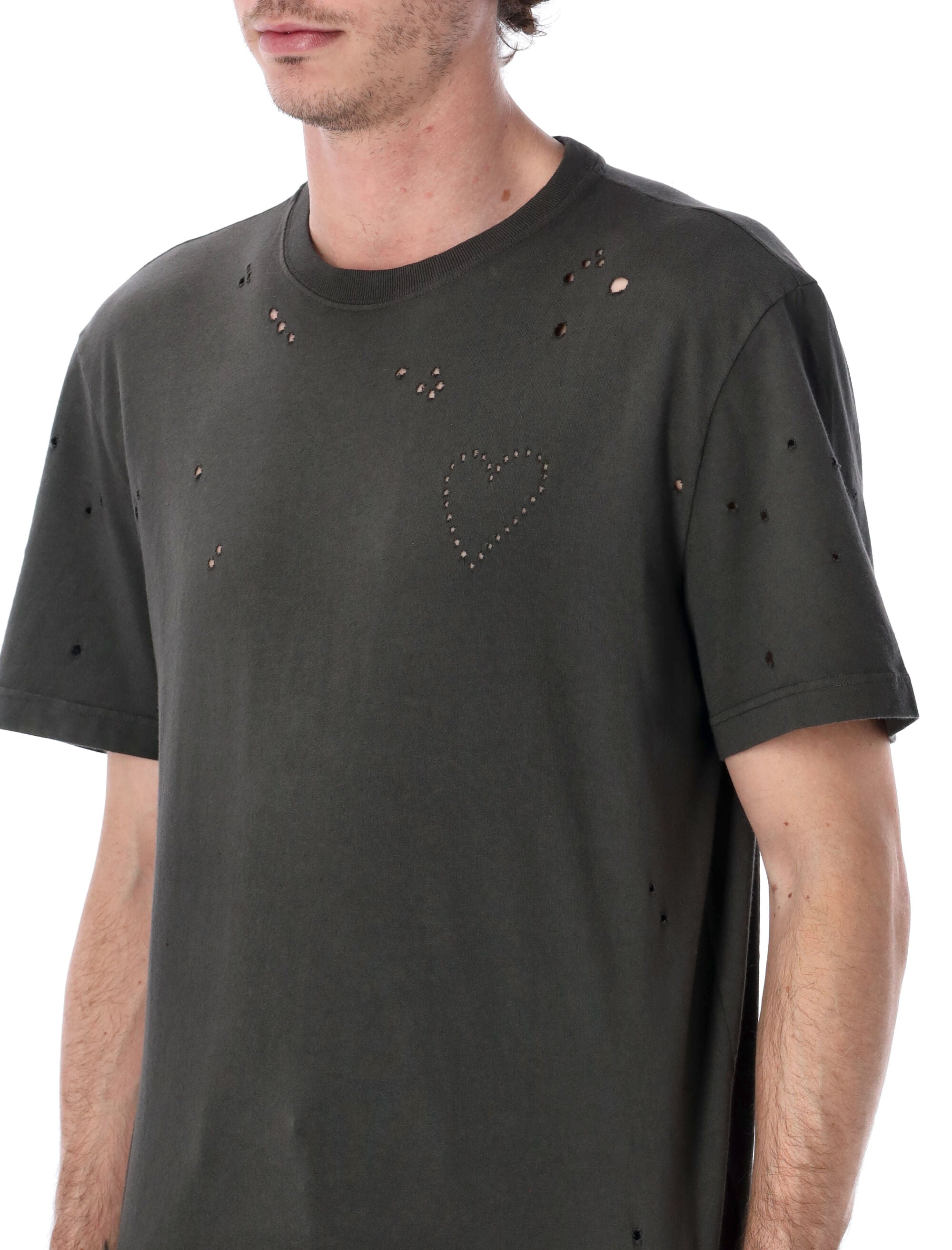 T-shirt ze zniszczonym sercem