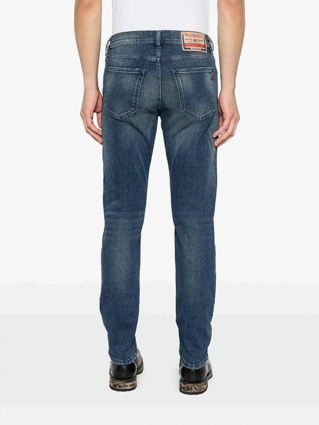 Slim-Fit Denim Jeans with Classic Five-Pocket Design