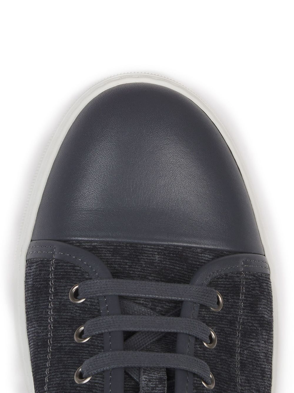 Low-Top Sneakers With Textured Fabric