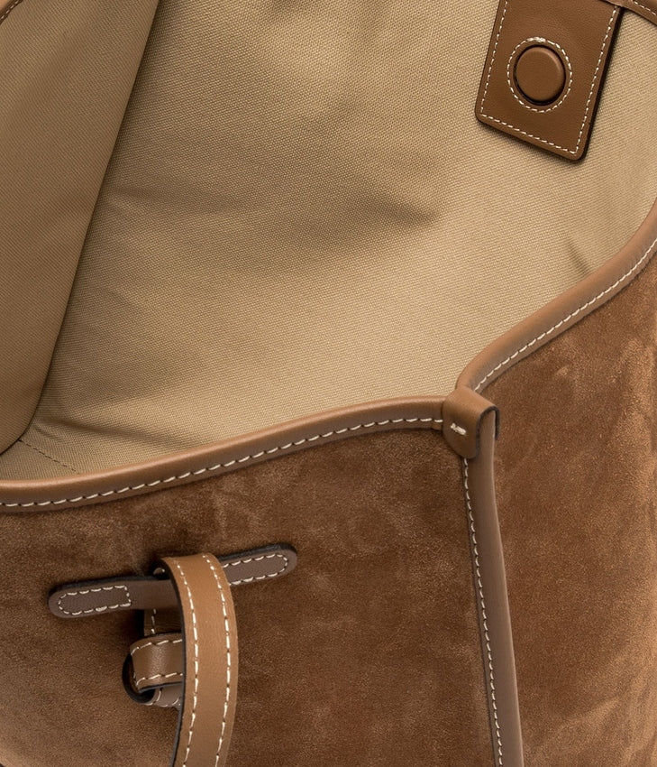 Straw Handbag with Internal Pouch