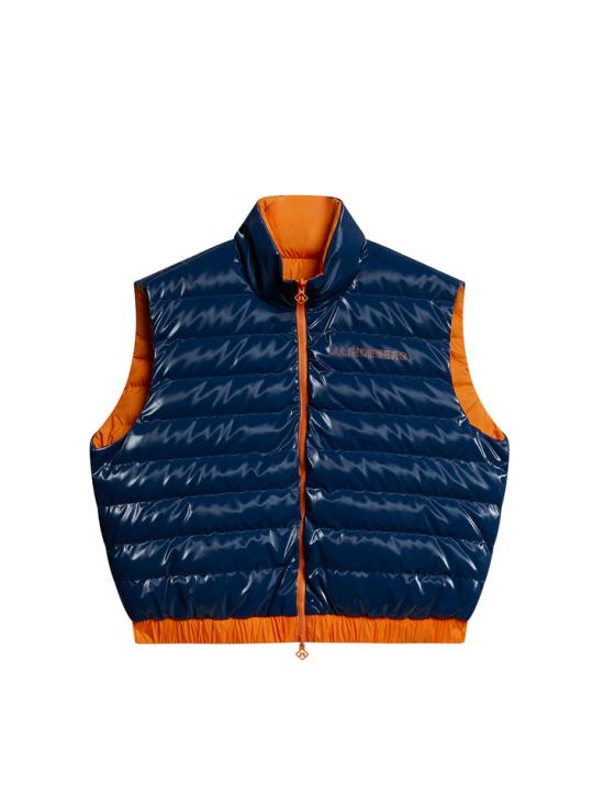 Cropped Sleeveless Puffer Vest with Horizontal Quilting