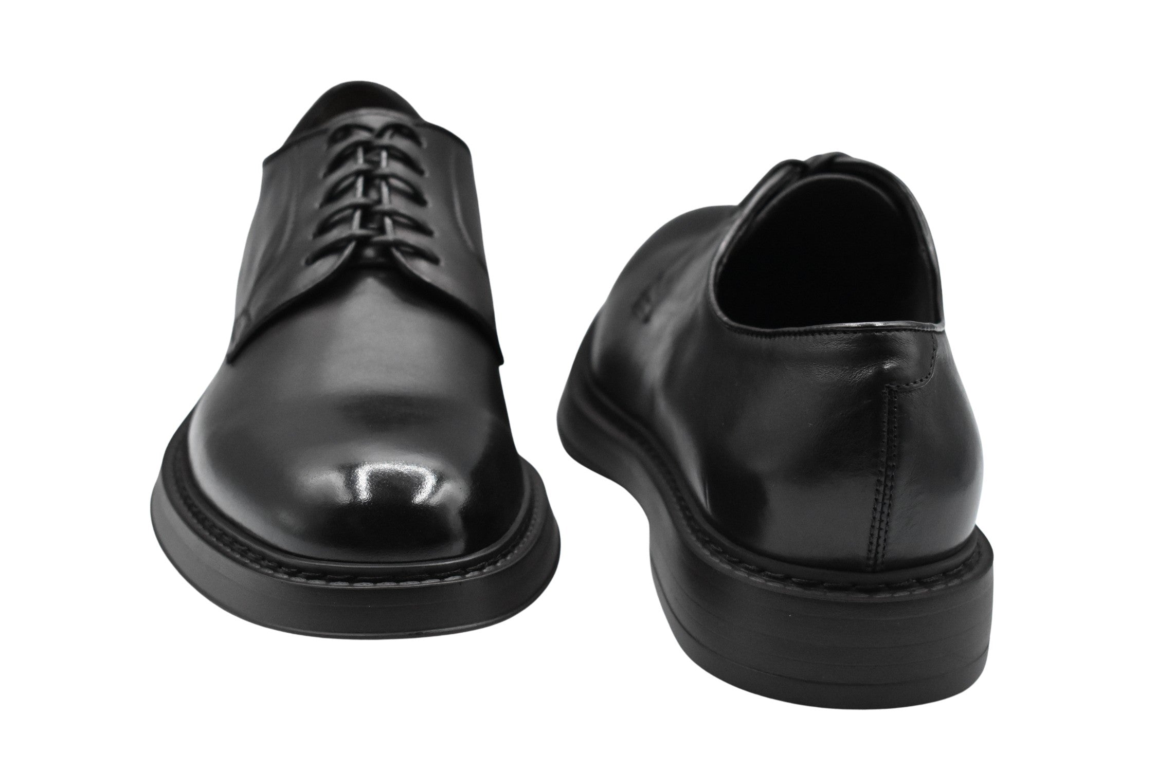 Niskie sznurowane buty ze skóry polerowanej