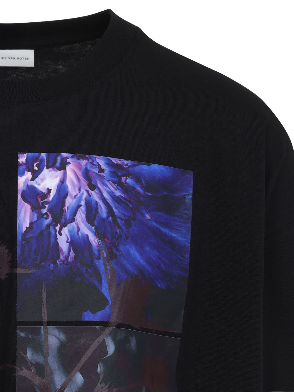Long-Sleeve Graphic Floral Print T-Shirt
