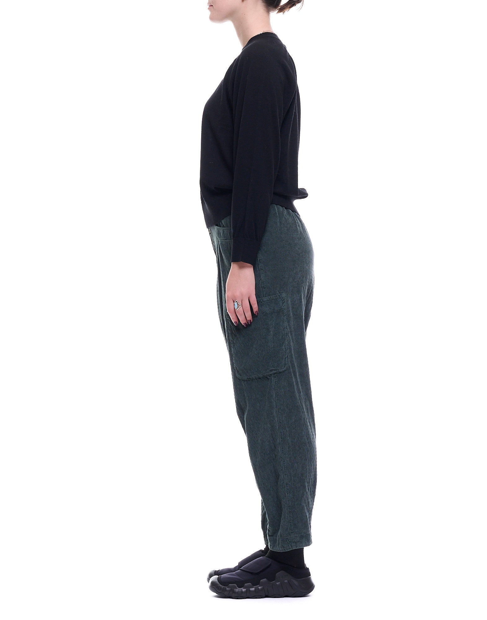Minimalist Crew-Neck Knit Sweater