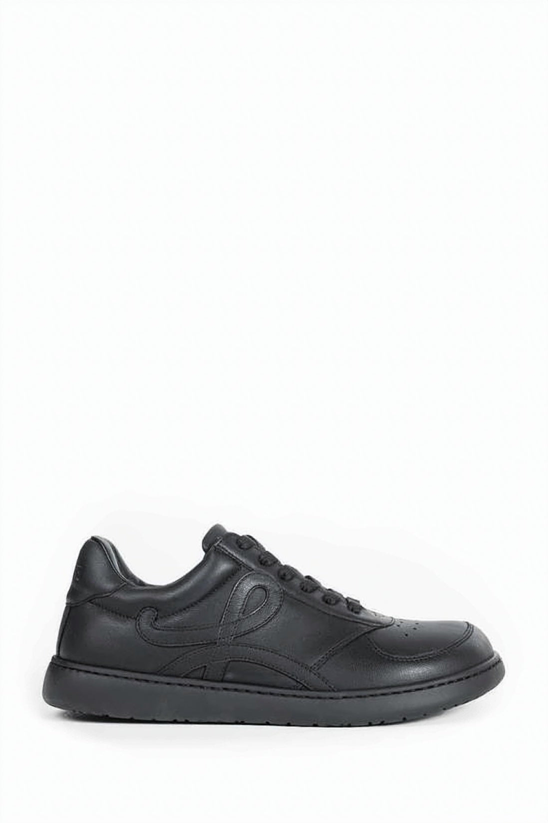 Sleek Low-Top Sneakers with Embossed Detailing