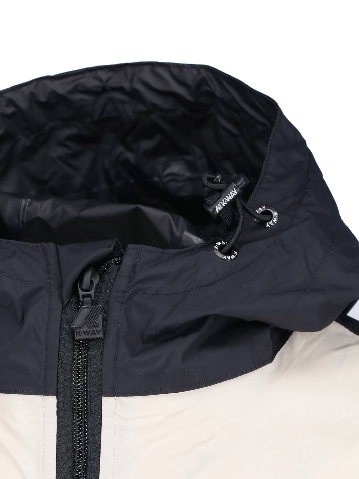 Beige/Black Two-Tone Heart Motif Jacket