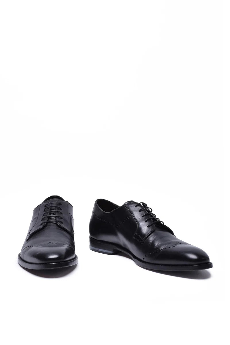 Perforated Lace-up Shoes - Black