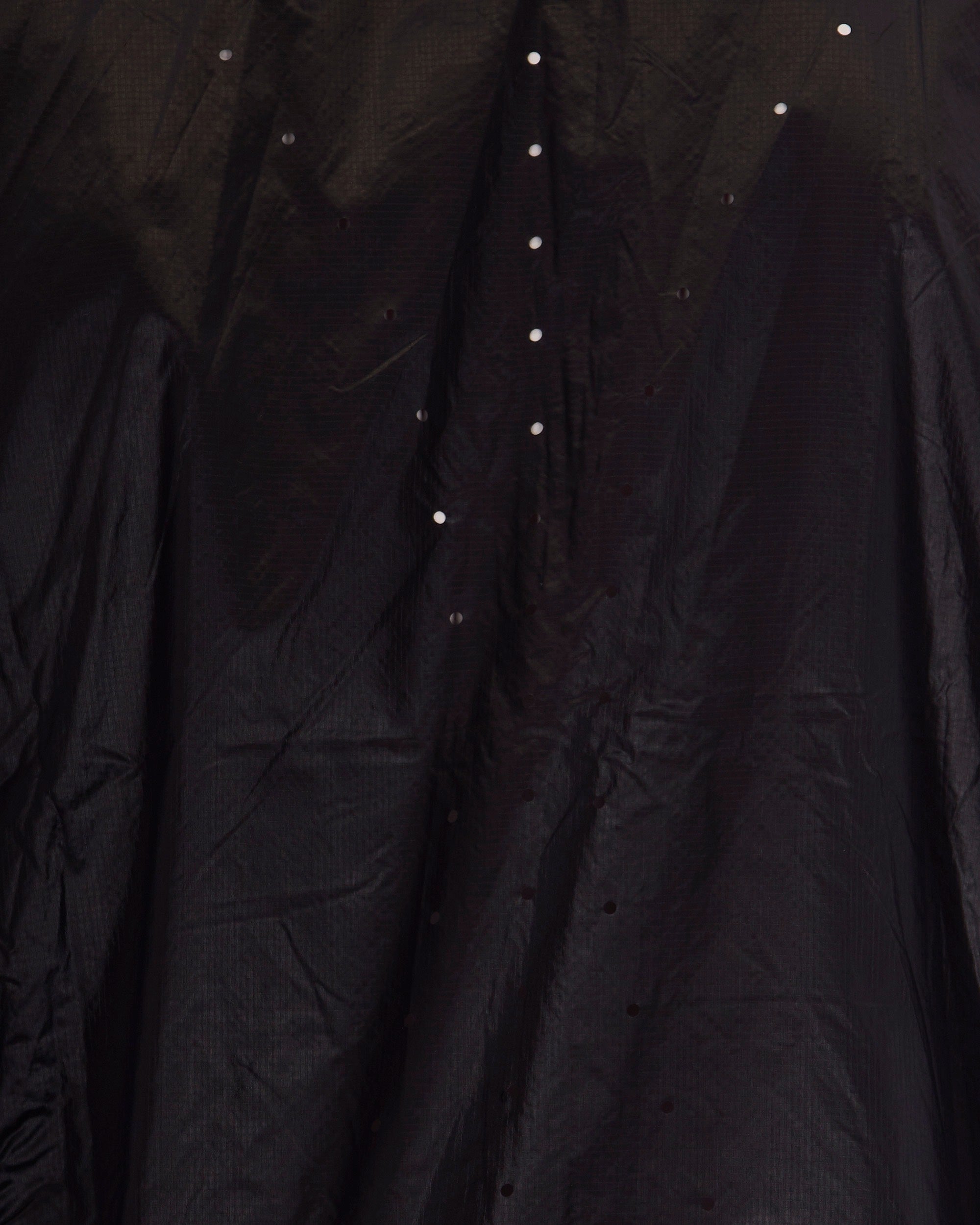 Hue Packable Wind Jacket in Black