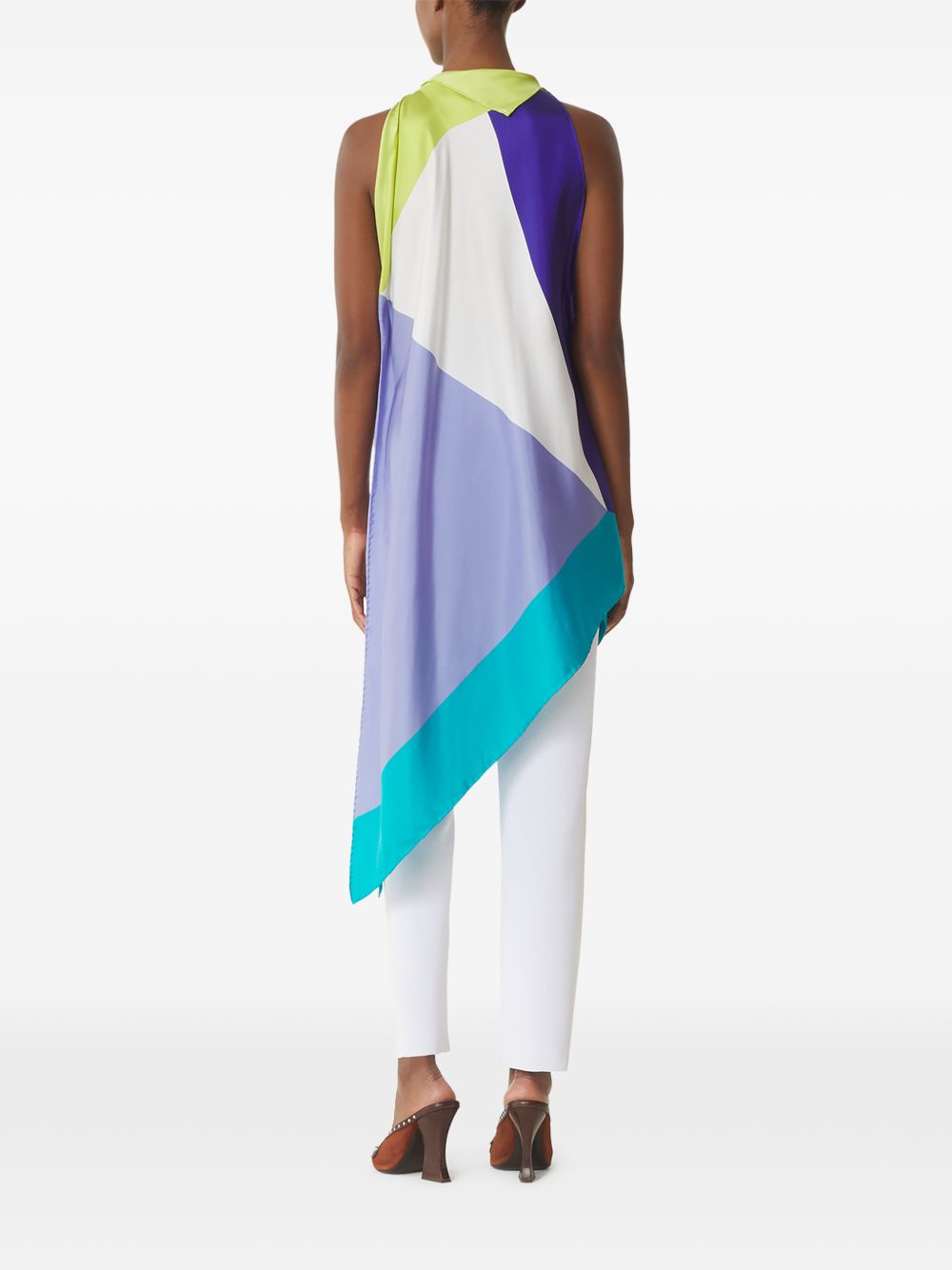 Color-Block Top with Dynamic Hemline