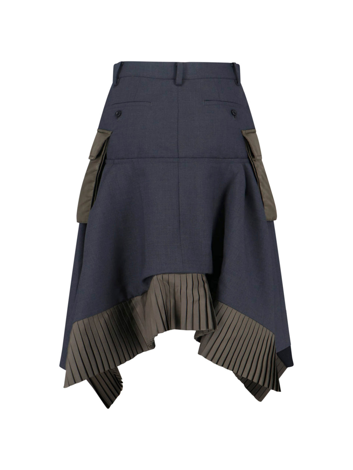 Versatile Grey Skirt With Smooth Texture And Elegant Silhouette