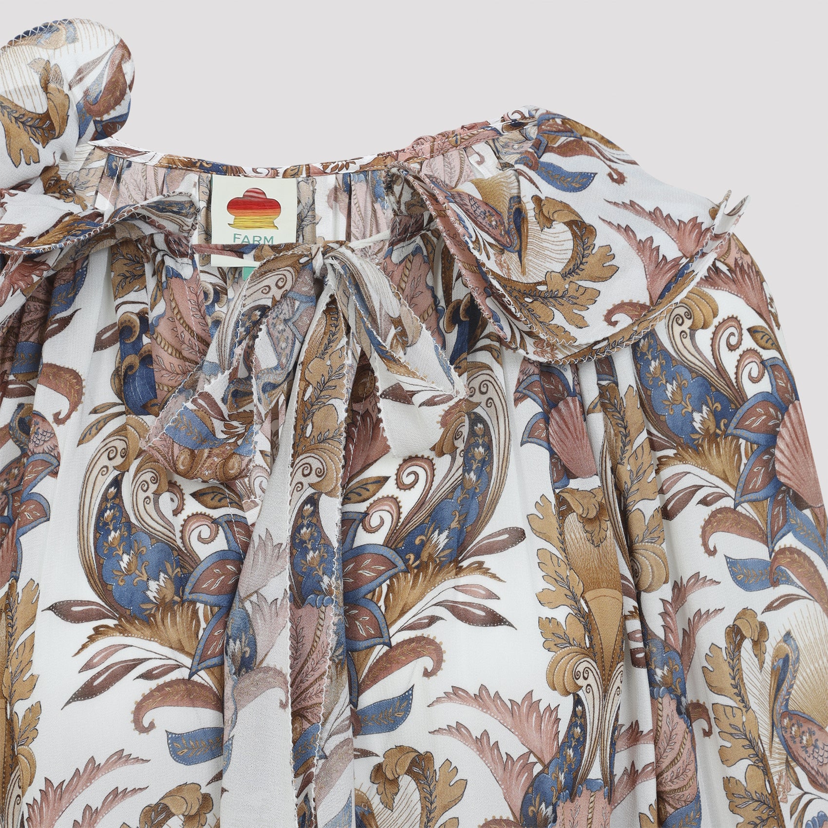 Flowing Blouse With Floral Paisley Pattern And Ruffled Collar