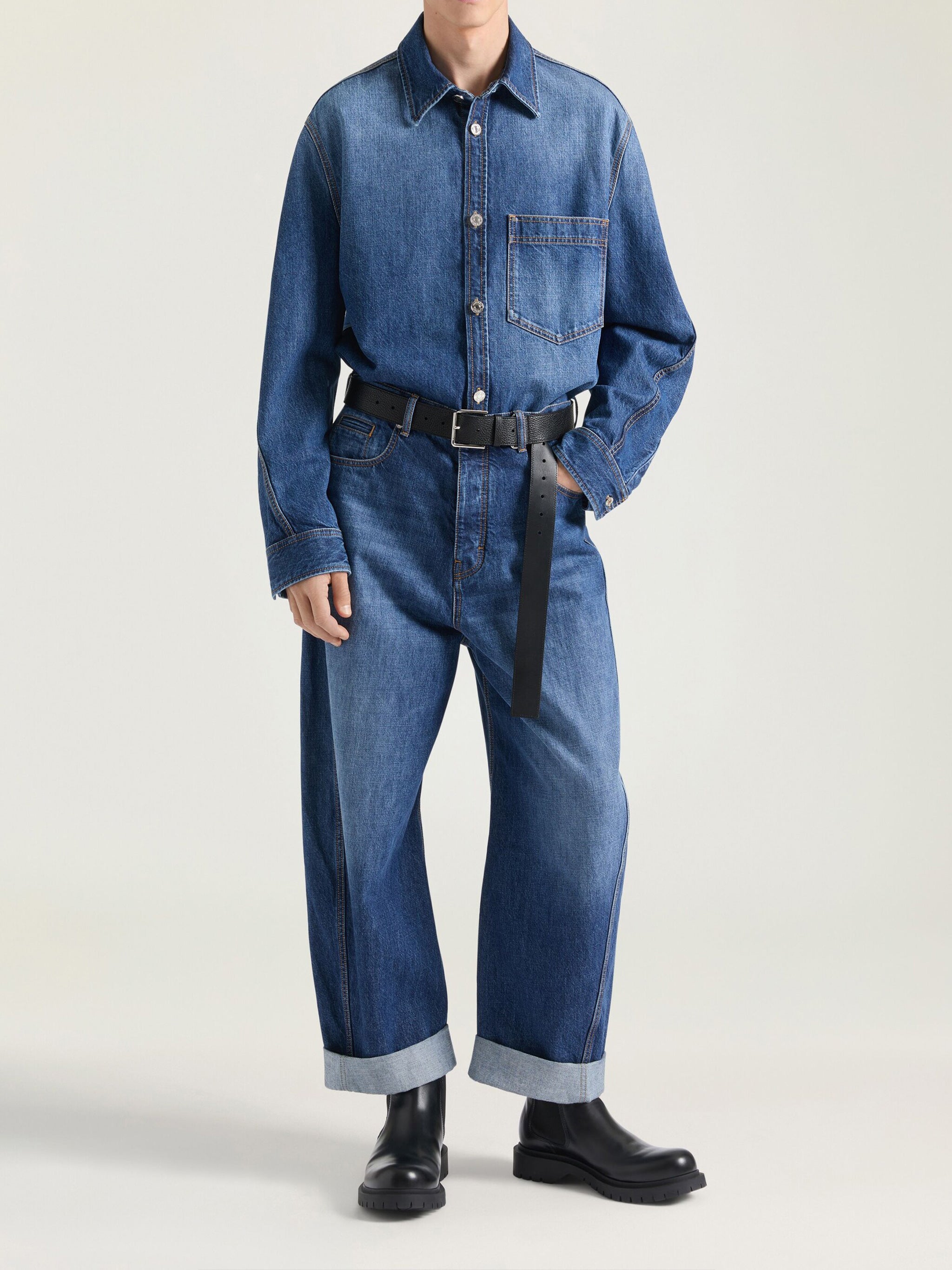 Relaxed Wide-Leg Blue Twisted Seam Jeans