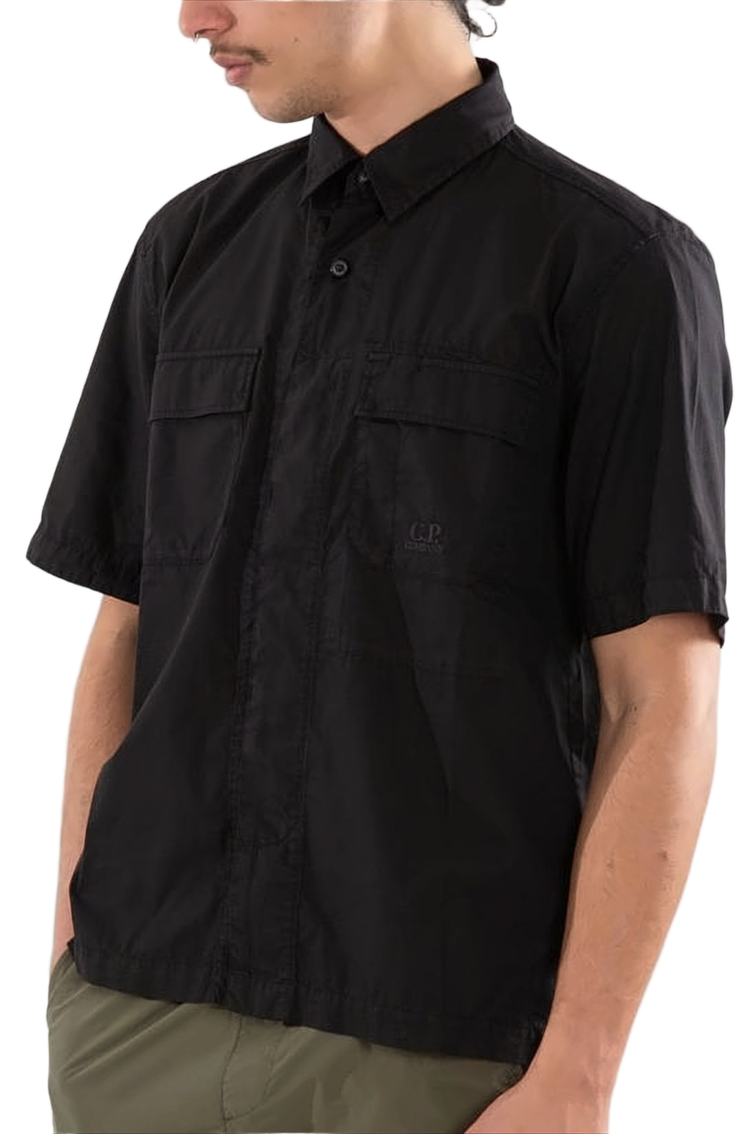 Boxy Fit Short-Sleeve Shirt with Classic Collar