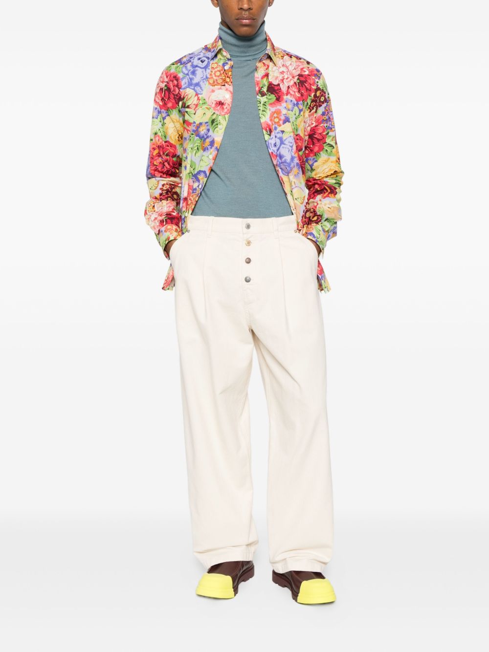Wide-Leg Trousers with Pleated Front