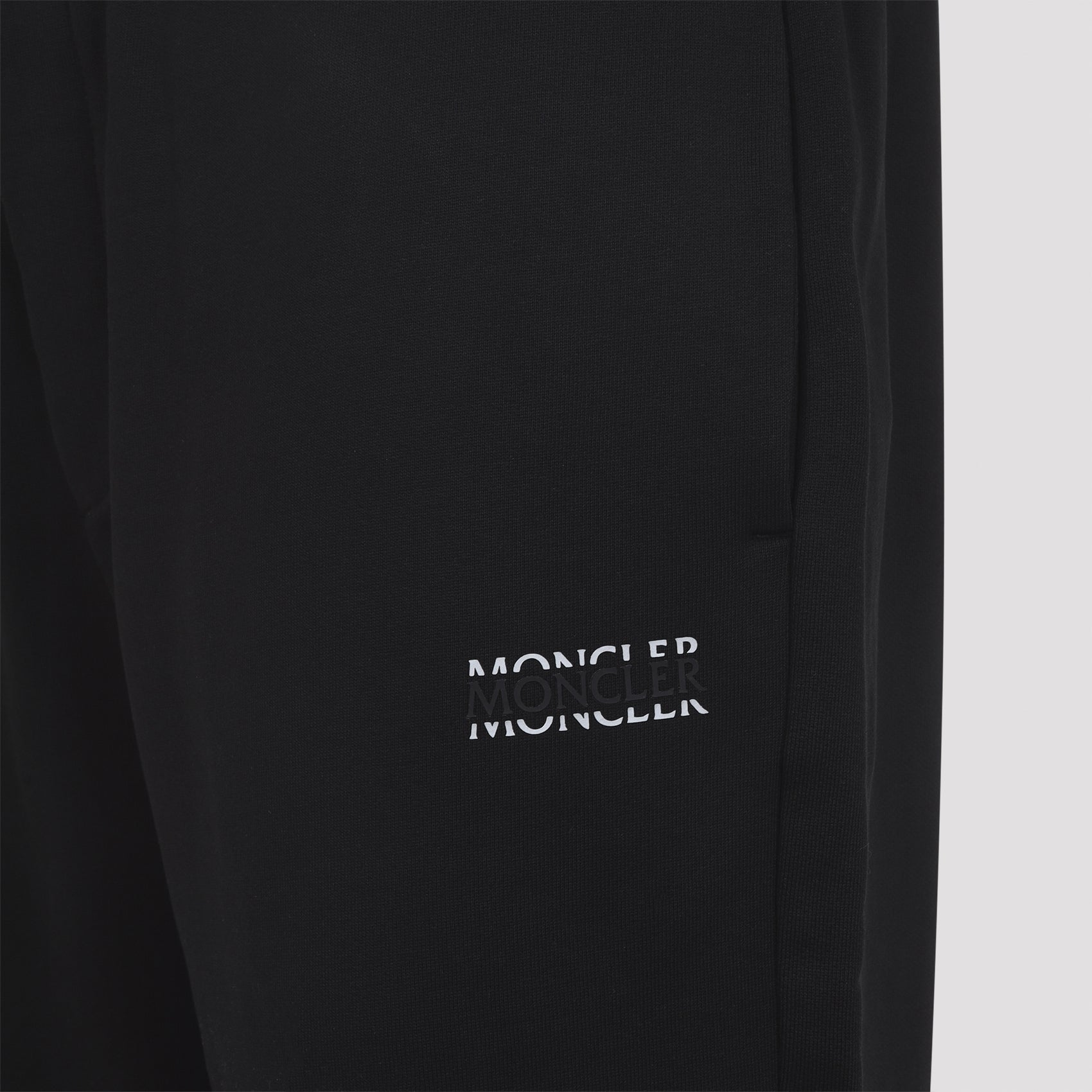 Straight-Leg Trousers With Elastic Waistband