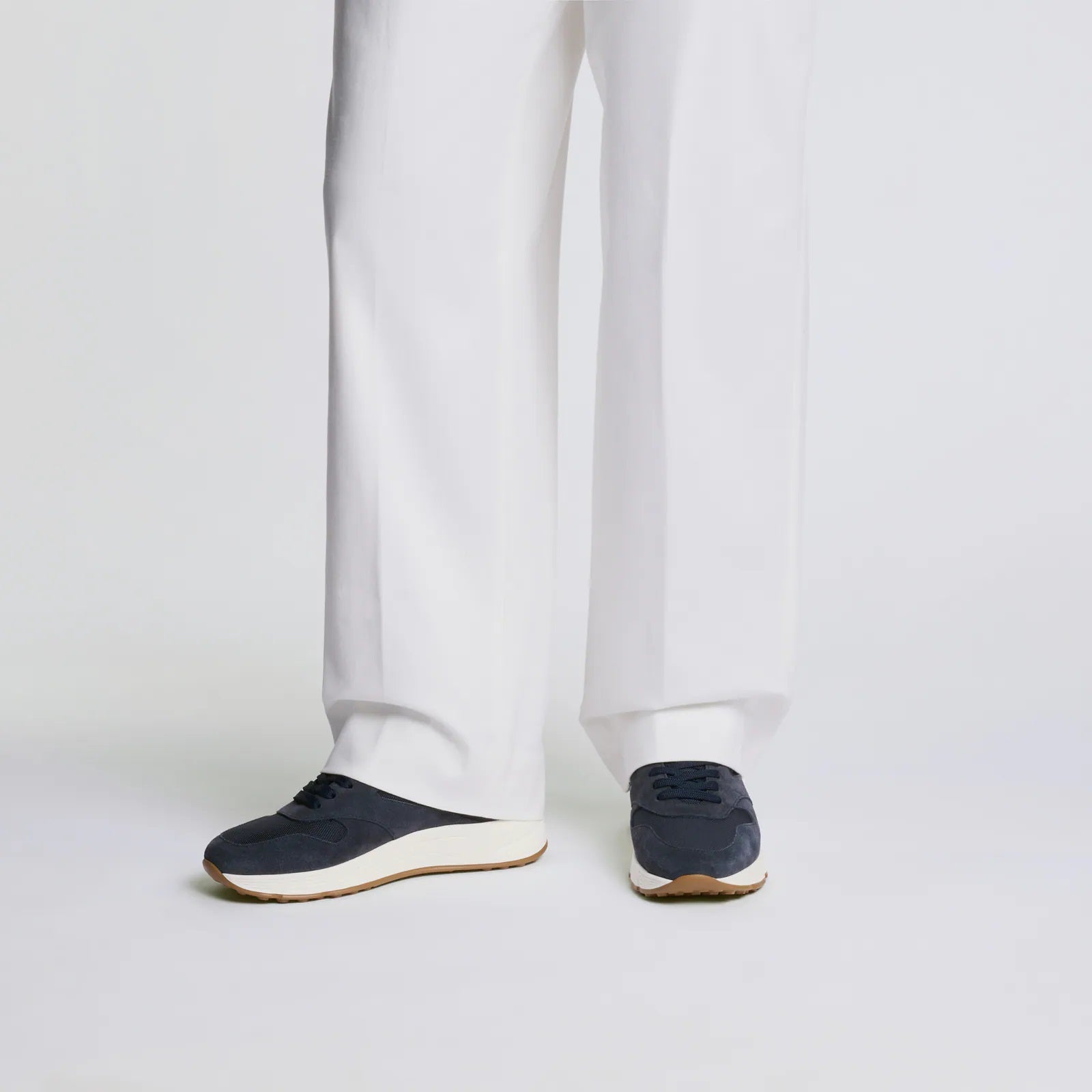 Hyperlight Allacciato Sneakers in Blue