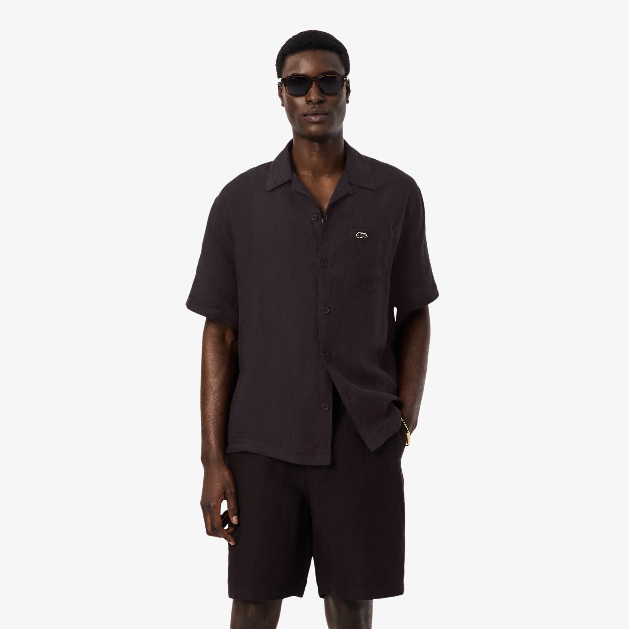 Short-Sleeved Button-Up Shirt with Classic Collar