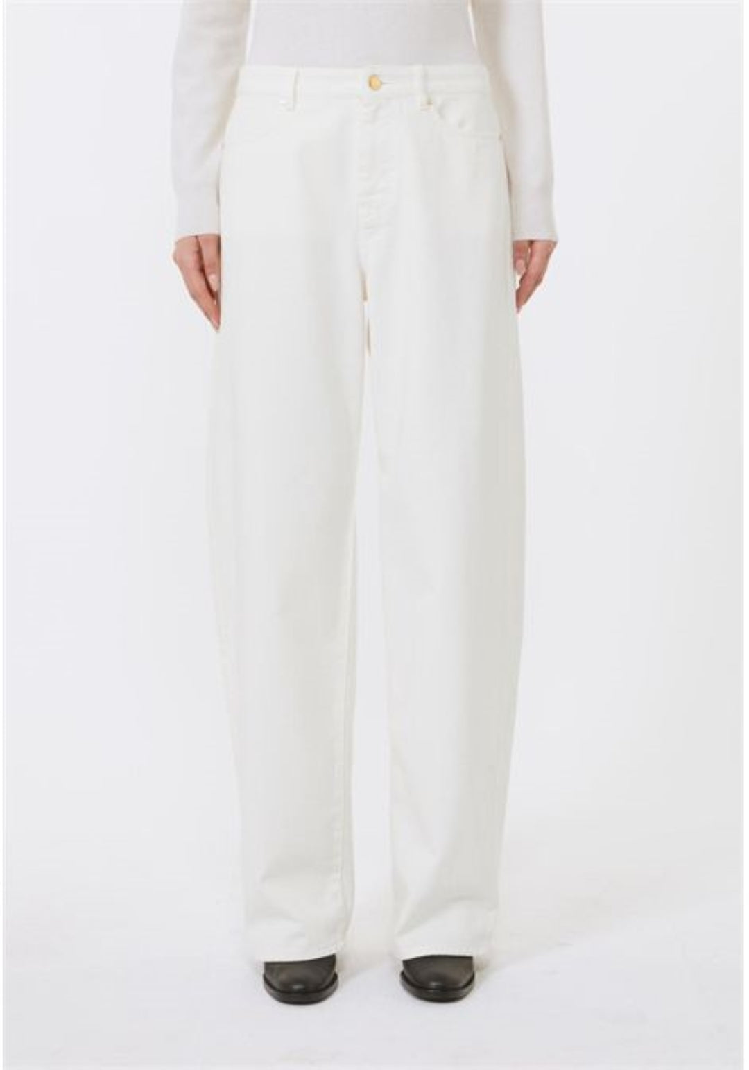 Wide-Leg White Pants With High Waist