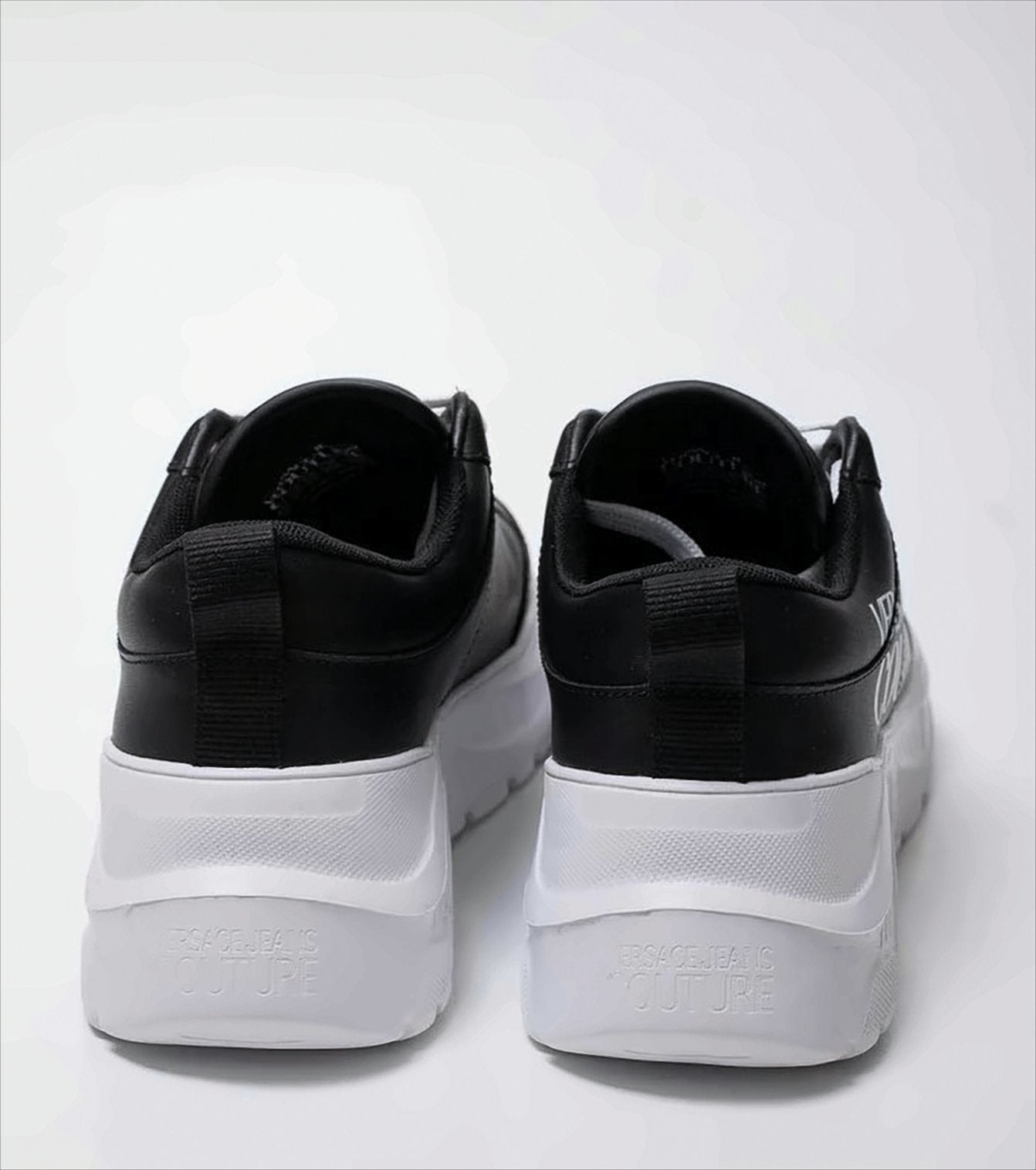 Black Sneakers With Contrasting Logo
