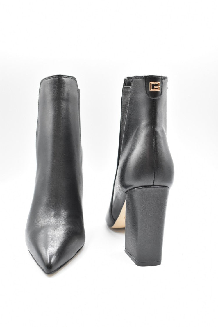 Pointed Toe Ankle Boots With Block Heel And Design