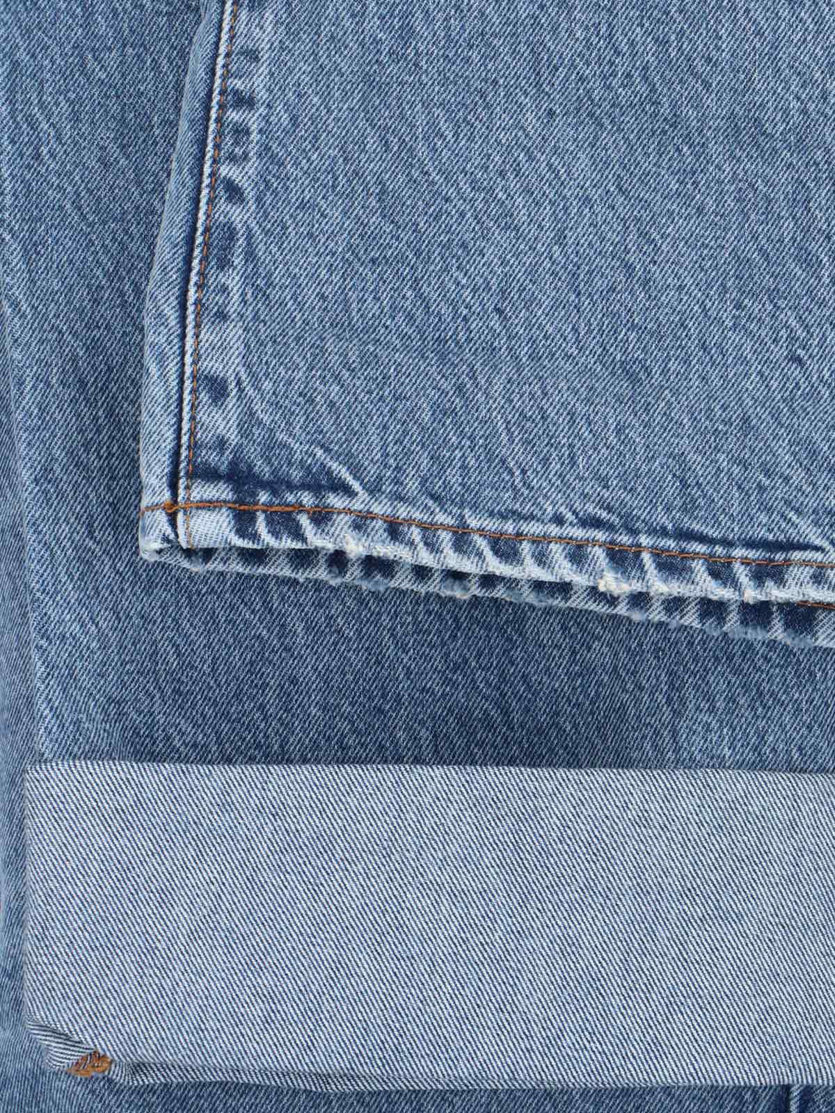 Straight-Leg Design with Mid-Rise Waist and Finish