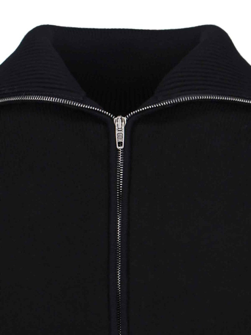 Zip-Back Sweater – Black