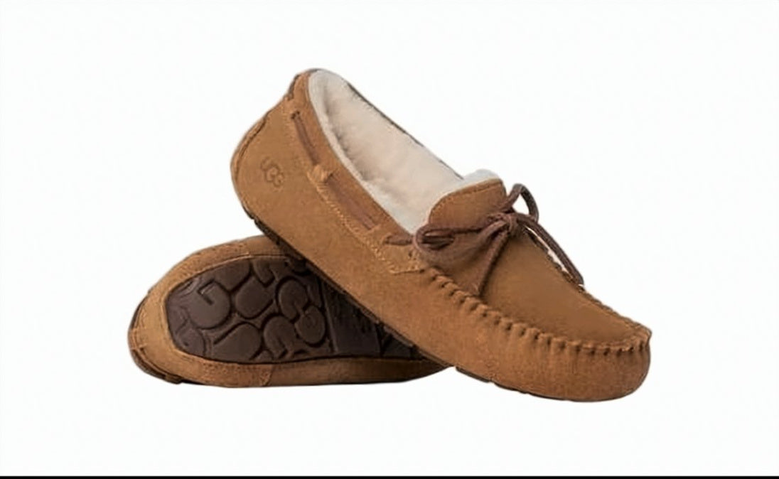 Moccasin-Style Suede Loafers with Whipstitching and Plush Lining