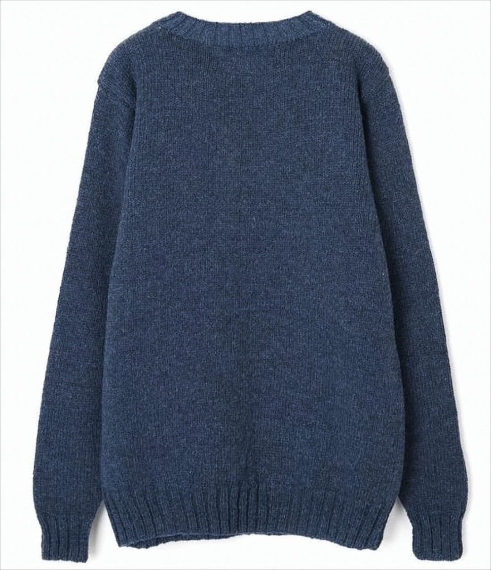 Textured Knit Wool Sweater with Crew Neck Design