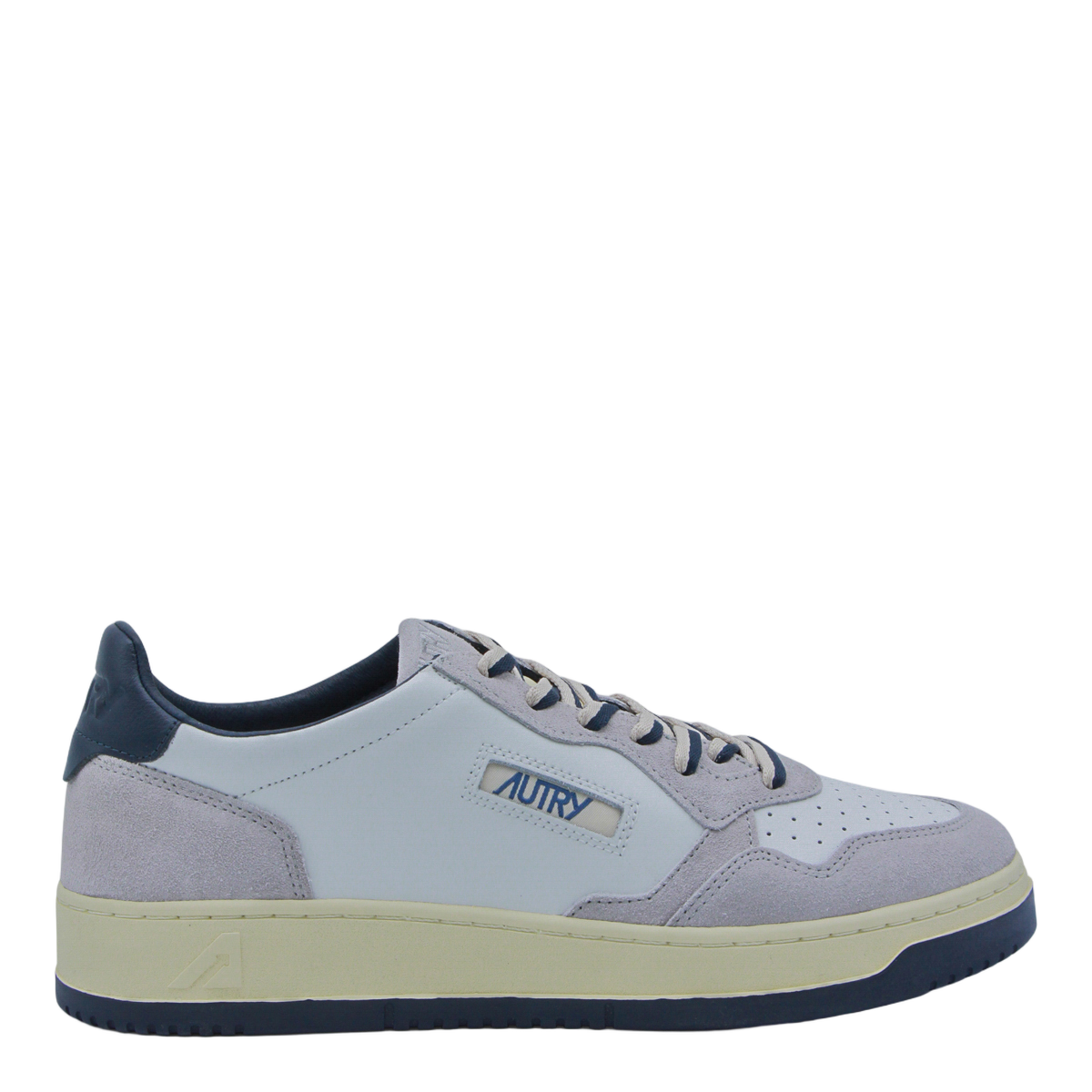 Retro-Inspired Sneakers with Smooth