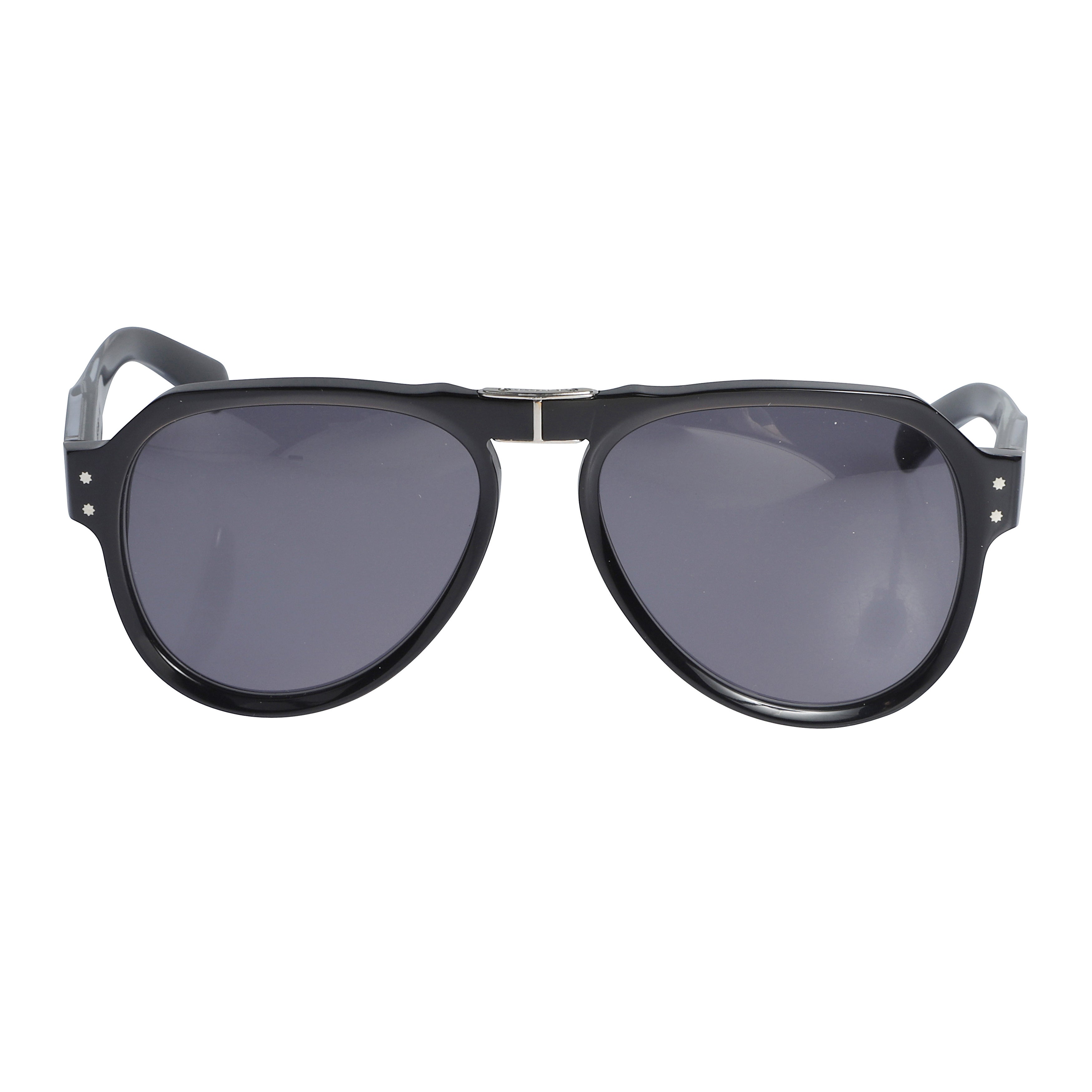 Pilot Flag/N Classic Pilot Sunglasses with Metallic Accents