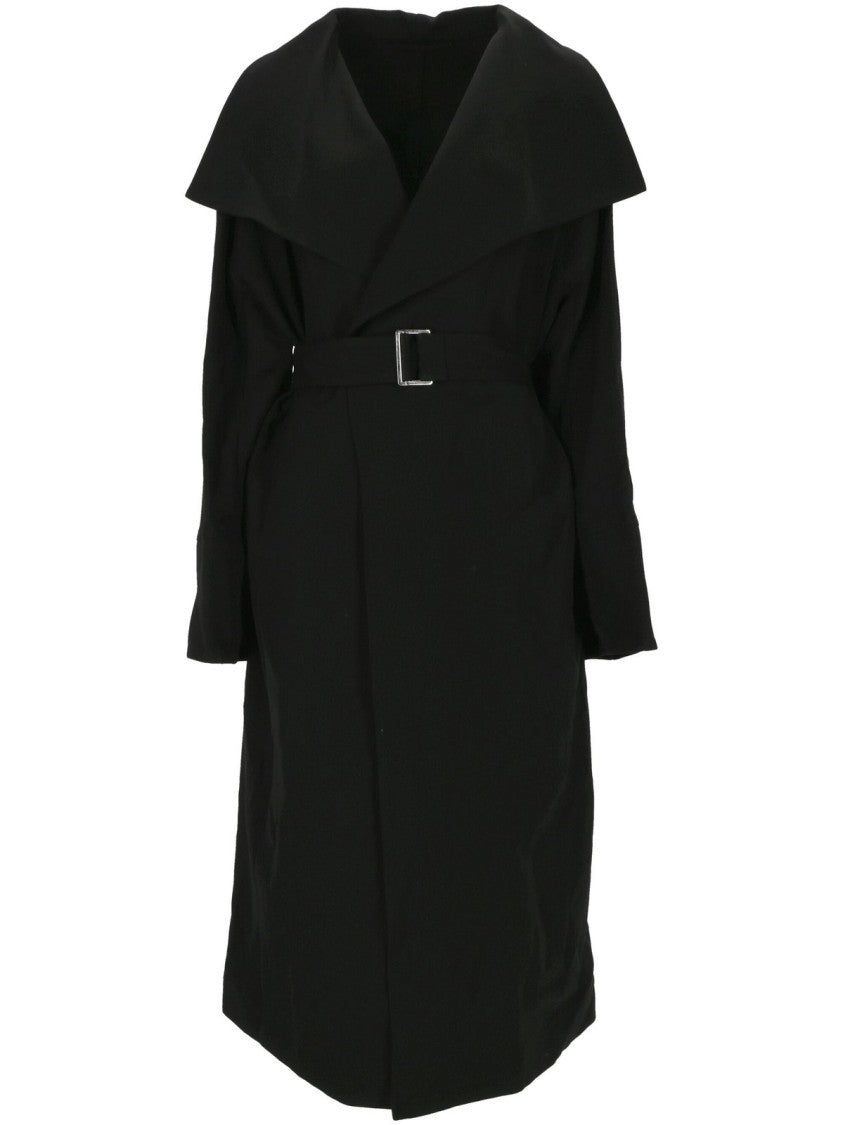 Minimalist Black Coat with Wide Collar