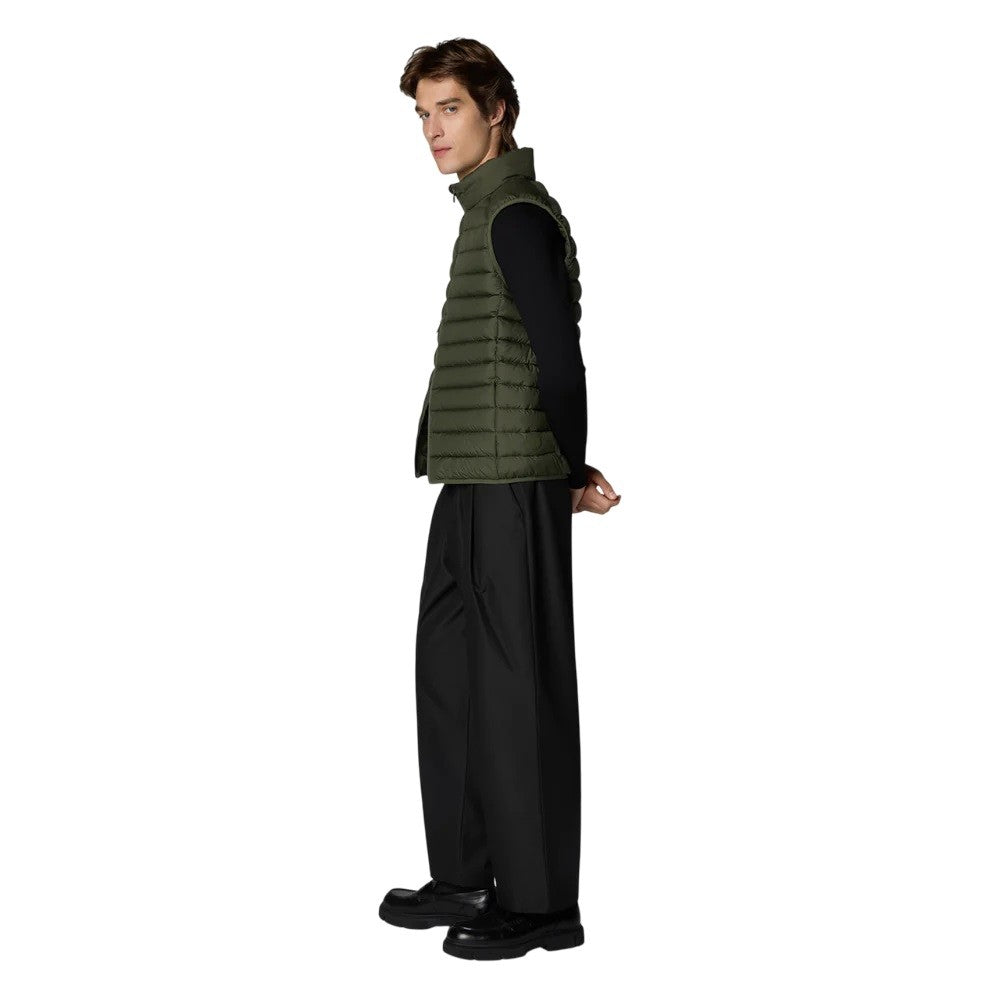Quilted Green Vest With Stand-Up Collar And Layering Flexibility