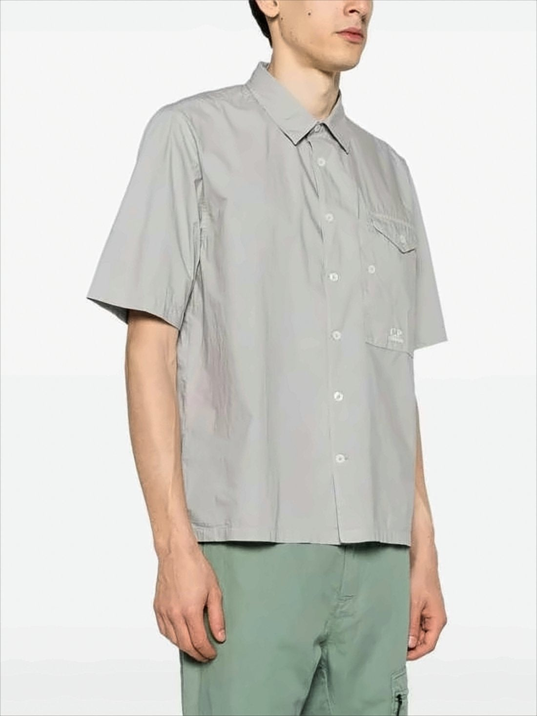 Boxy-Fit Short-Sleeve Shirt with Classic Collar and Flap Pocket
