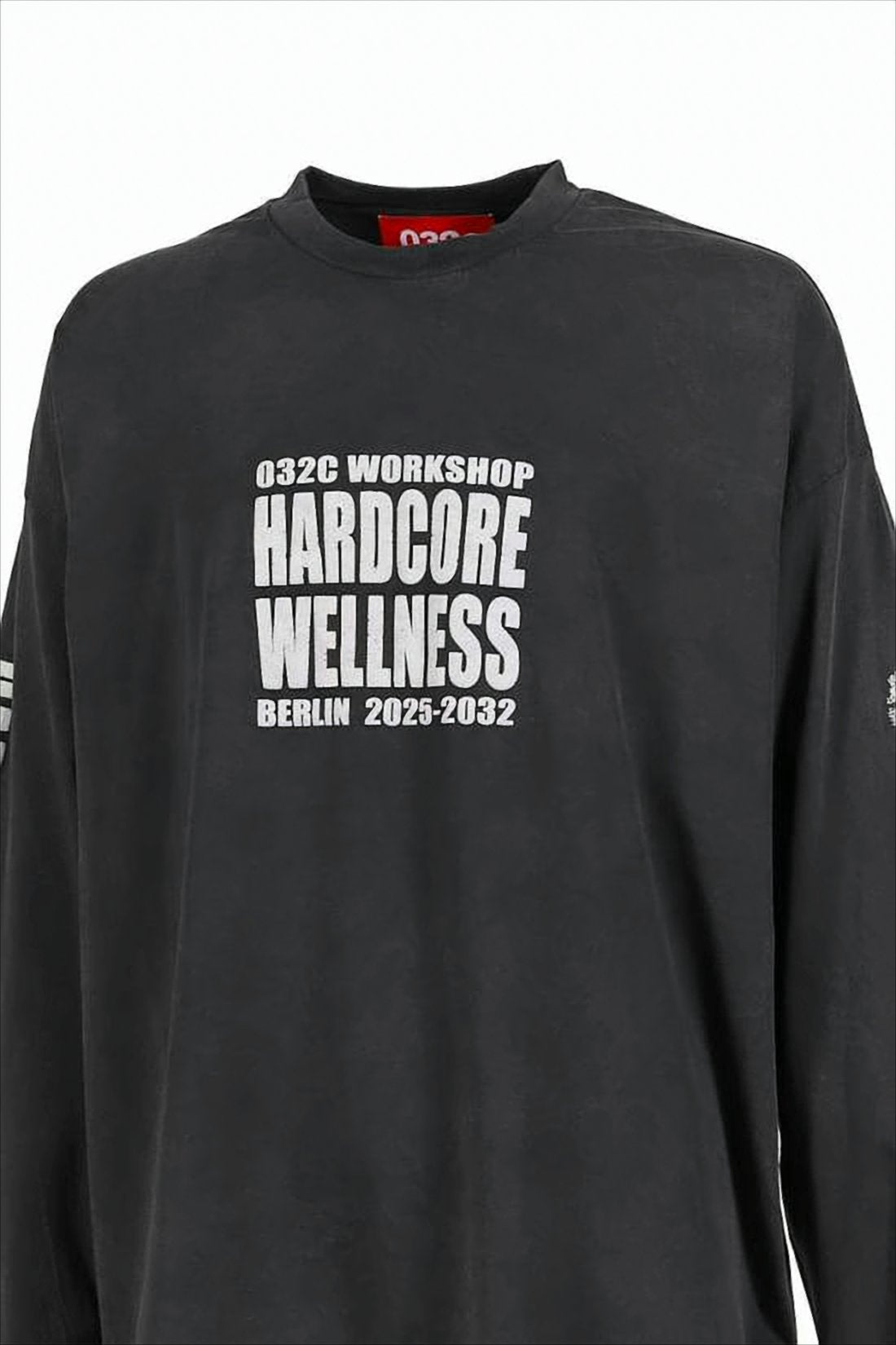 Relaxed Fit Long-Sleeve T-Shirt