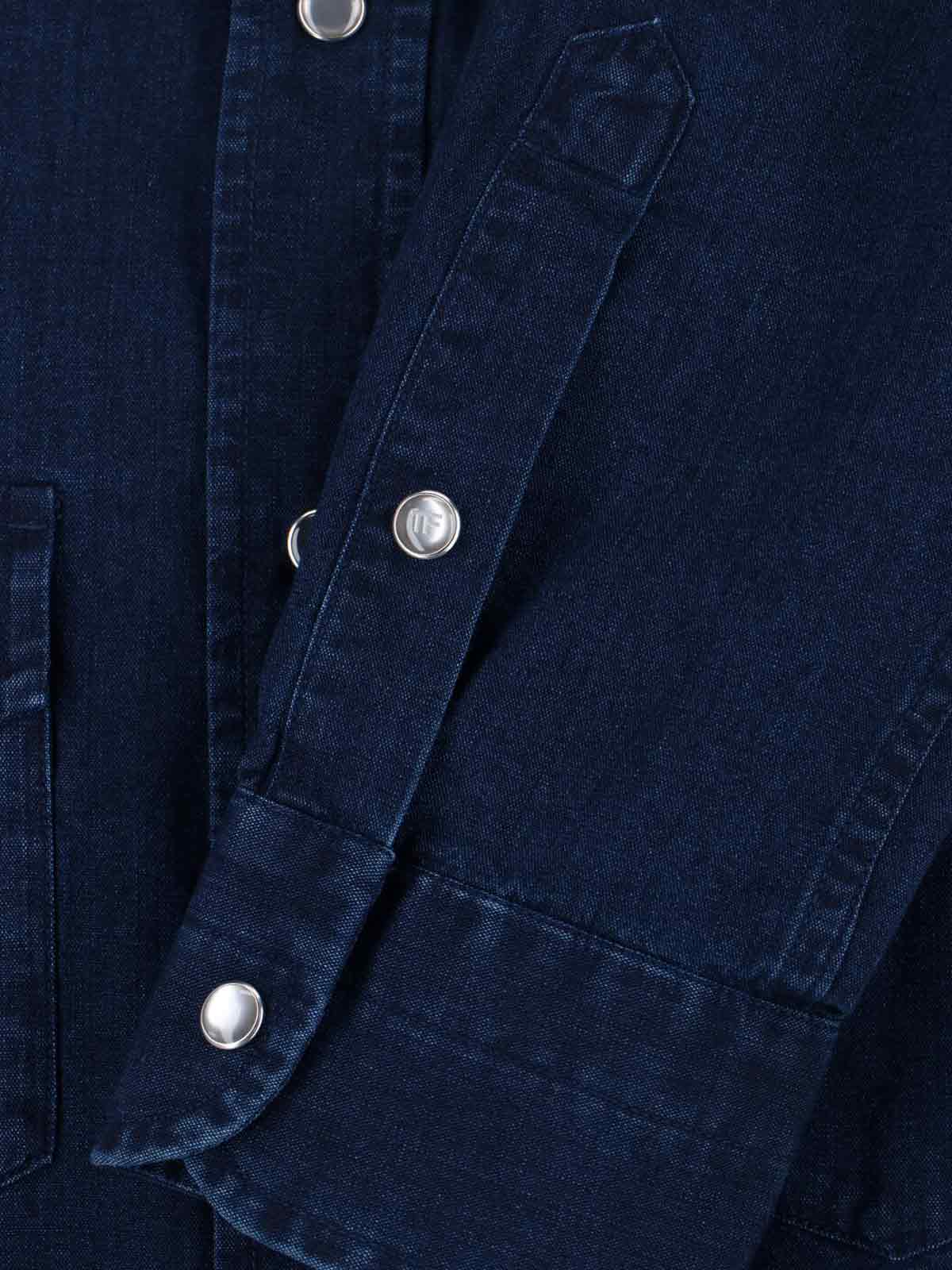 Tailored White Shirt with Crisp Collar