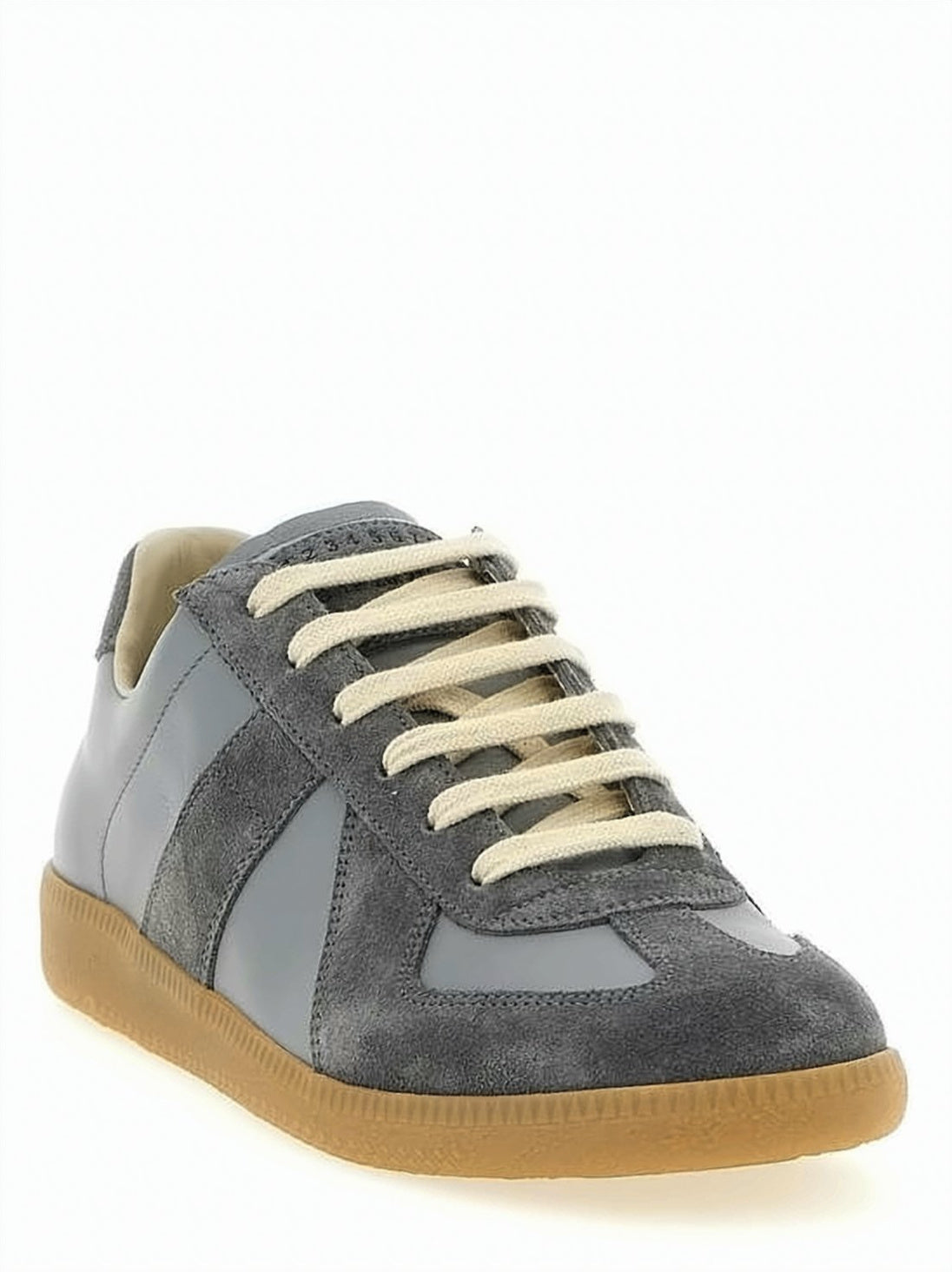 Low-Top Grey Sneakers with Smooth