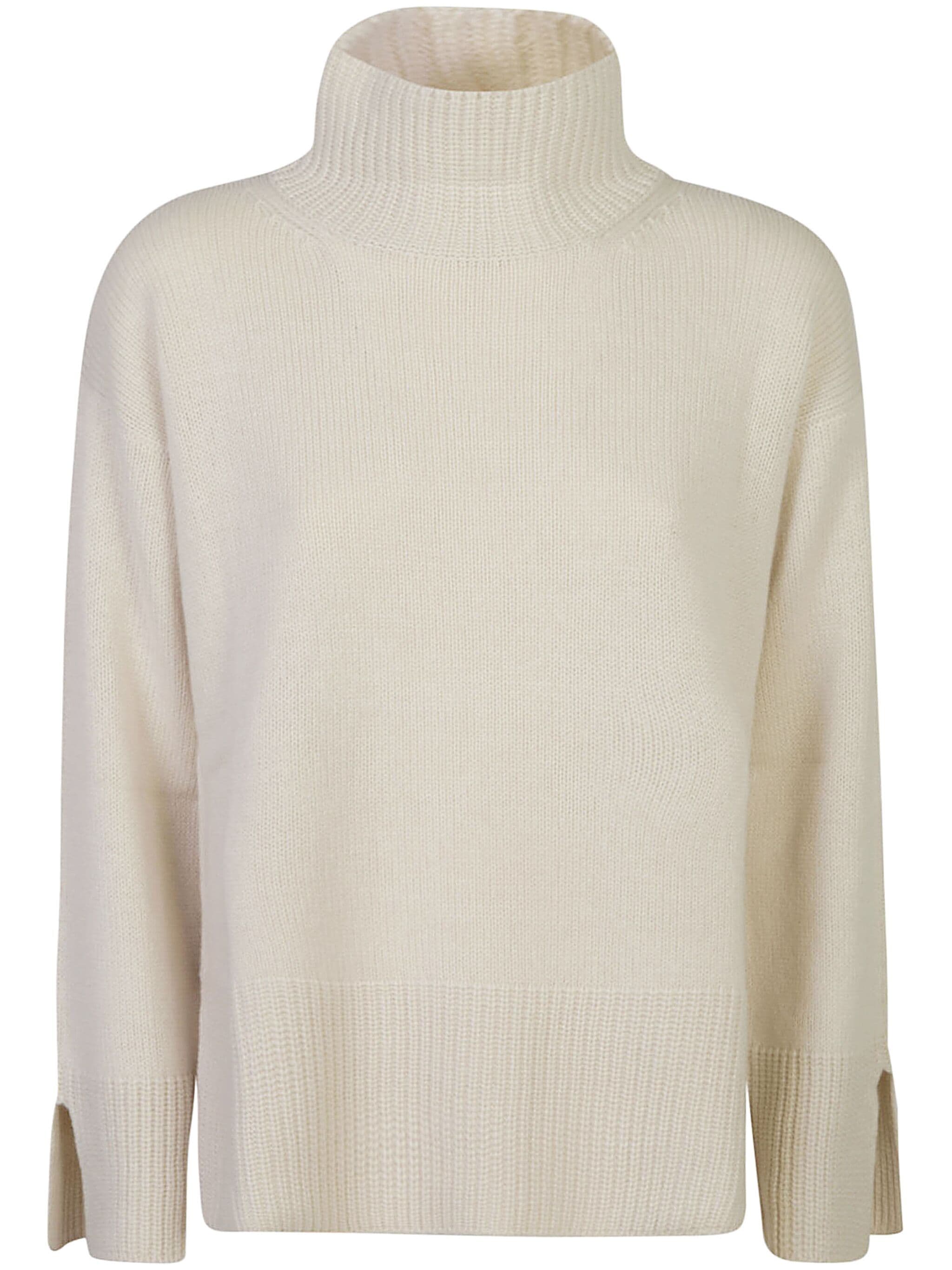 White Pullover Relaxed-Fit Wool Turtleneck