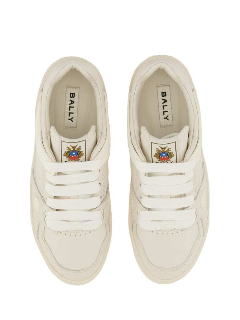 "Ronnie" Sneaker