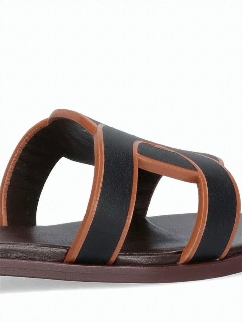 Sophisticated Leather Slide Sandals with Cut-Out Detailing