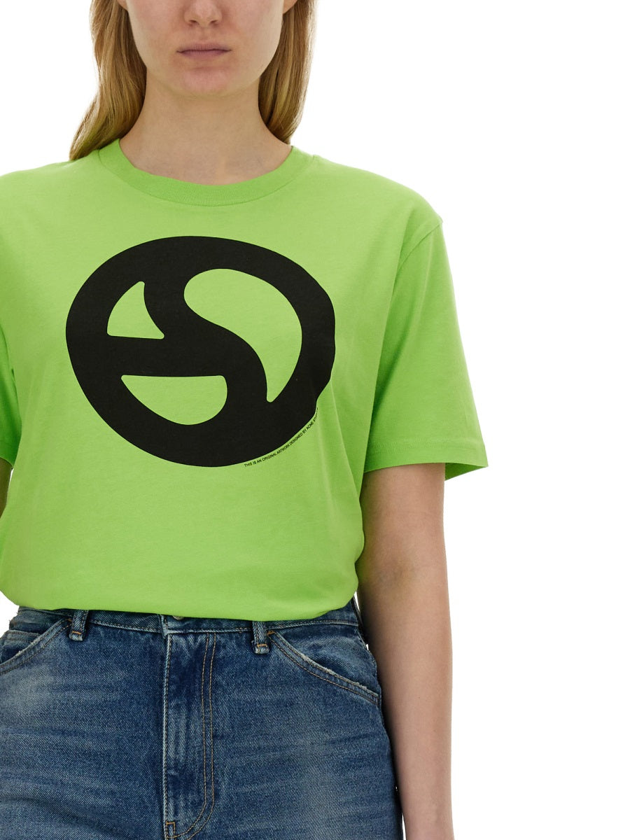 Short-Sleeved T-Shirt With Bold Graphic Print