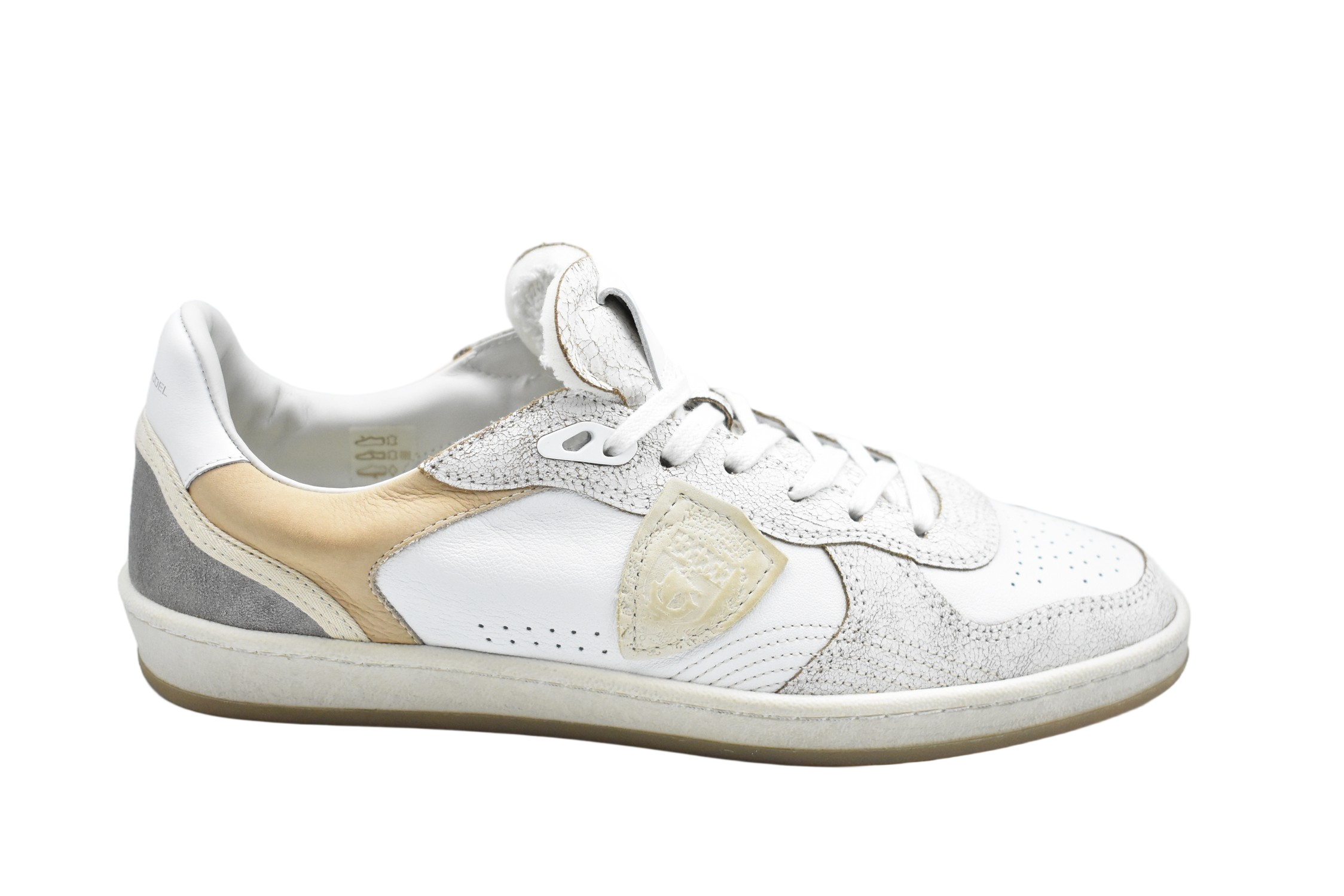 Low Top Sneakers