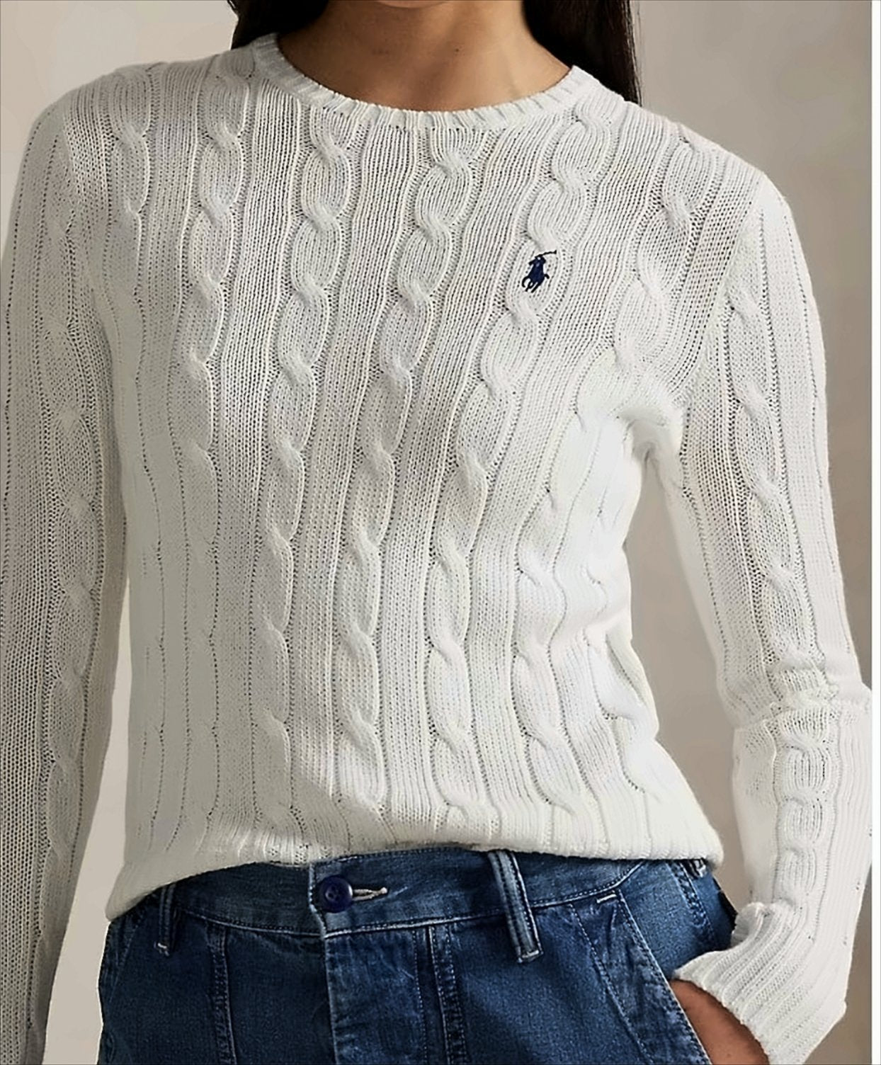 Crew Neck Sweater In Cable Knit Cotton